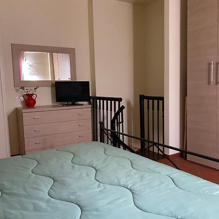 Villa L'Orologio Matto à Marina Di Carrara Extérieur photo